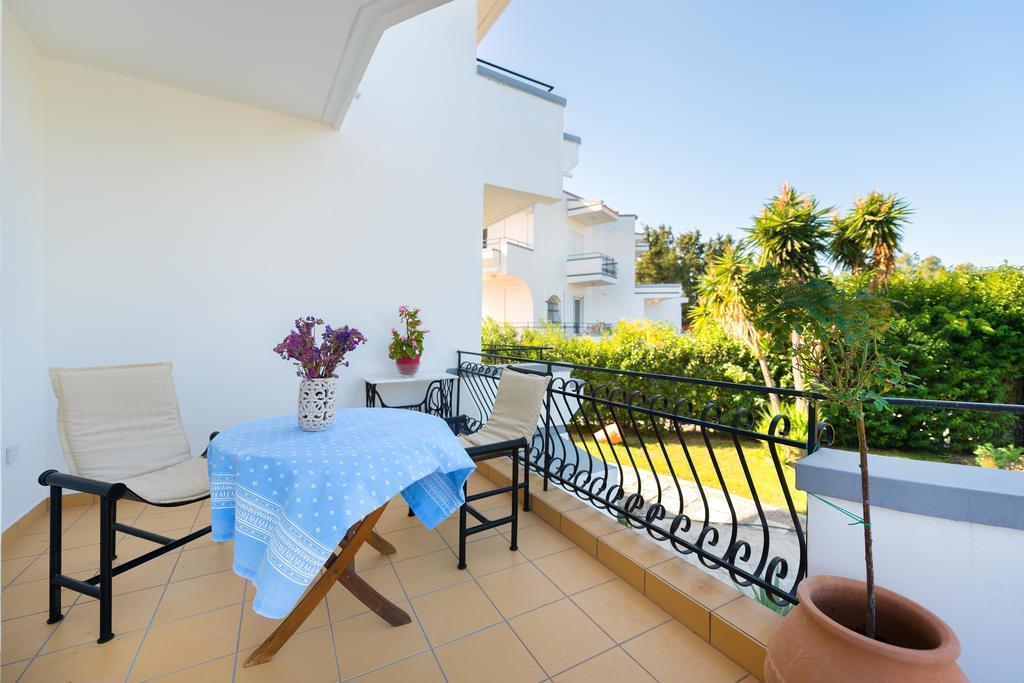 Villa Giovanni Faliraki Extérieur photo
