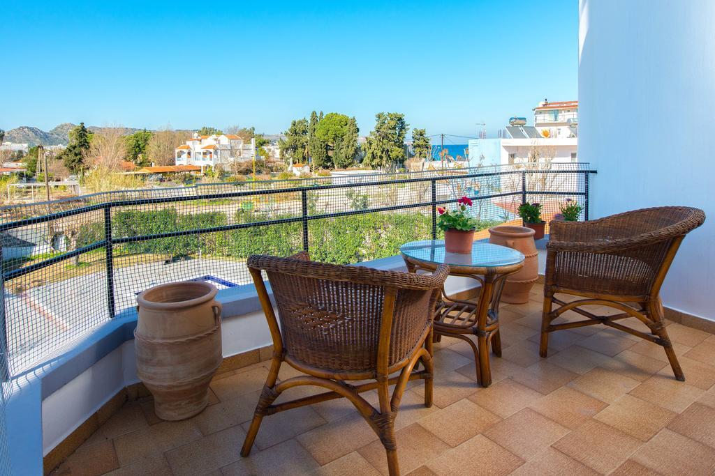 Villa Giovanni Faliraki Extérieur photo