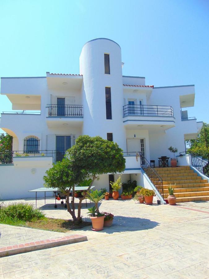 Villa Giovanni Faliraki Extérieur photo